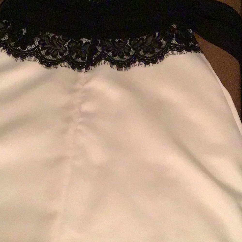 Dress - Picture 4 of 5
